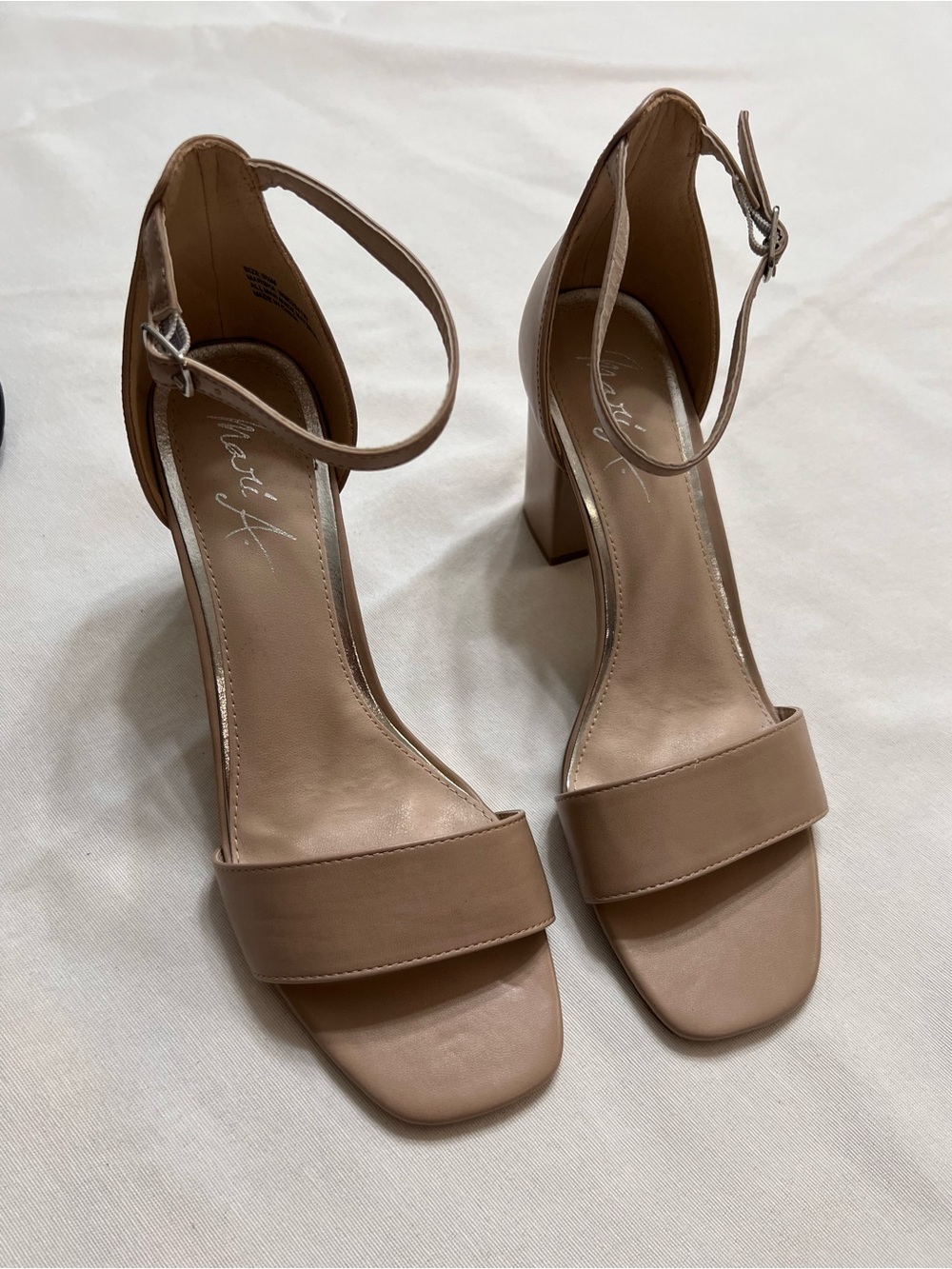Mari A. Nude Tan Ankle-Strap Block Heel Sandals